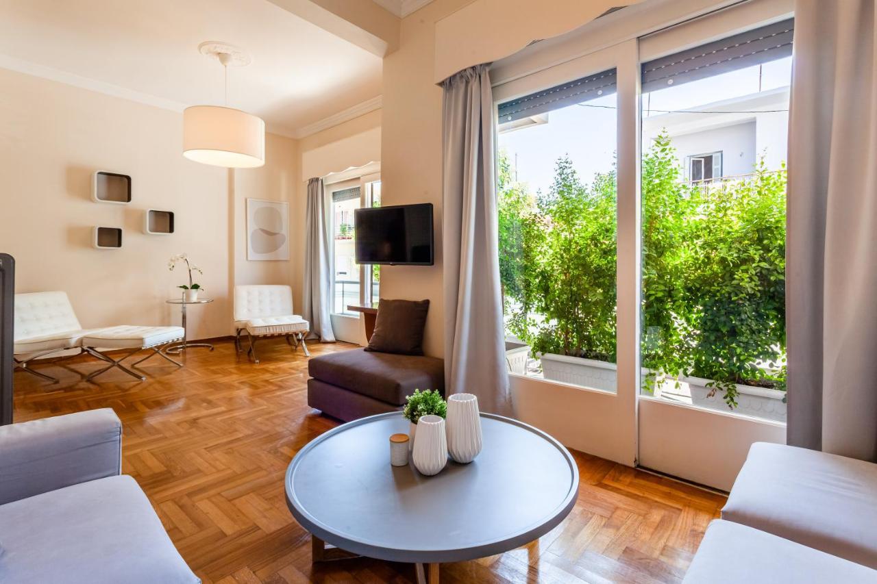 A Homes Greece - Urban Garden Retreat Каламата Екстер'єр фото