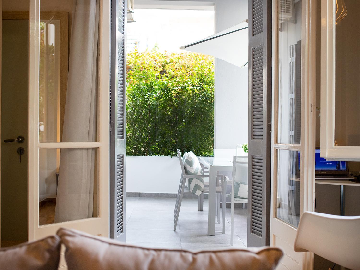 A Homes Greece - Urban Garden Retreat Каламата Екстер'єр фото